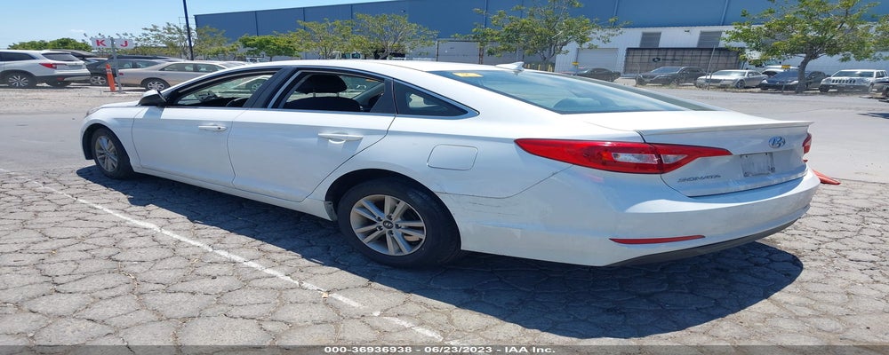 5NPE24AF4FH110295 2015 HYUNDAI SONATA photo no. 3