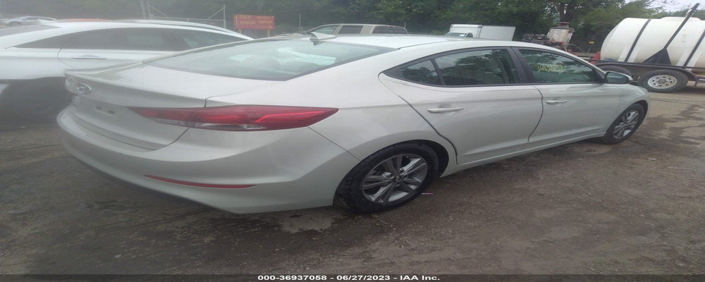 5NPD84LF8JH390285 2018 HYUNDAI ELANTRA photo no. 4