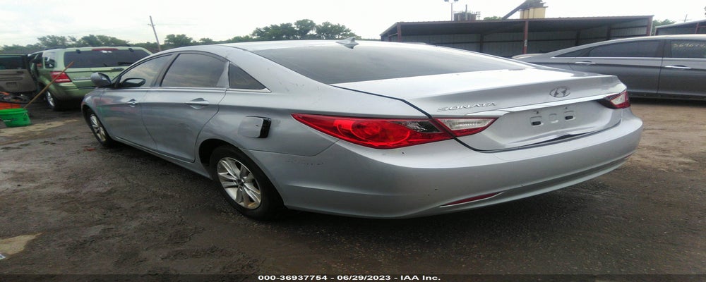 5NPEB4AC1DH764075 2013 HYUNDAI SONATA photo no. 3