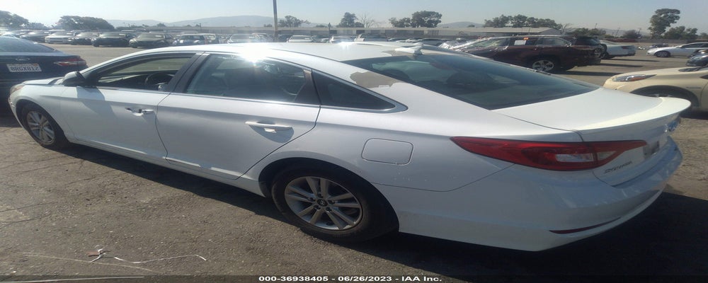 5NPE24AF4HH575050 2017 HYUNDAI SONATA photo no. 3