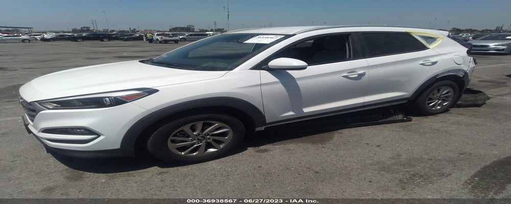 KM8J33A49JU813471 2018 HYUNDAI TUCSON photo no. 2