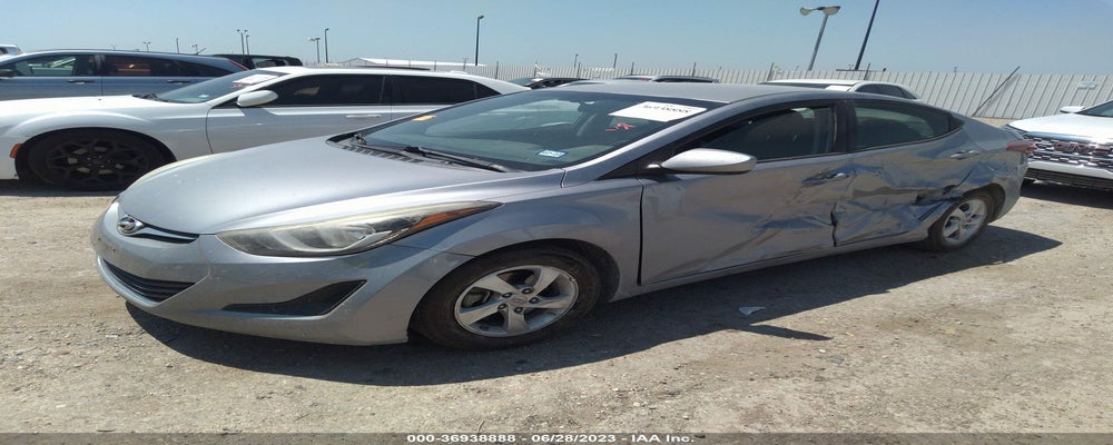 5NPDH4AE1FH568197 2015 HYUNDAI ELANTRA photo no. 2