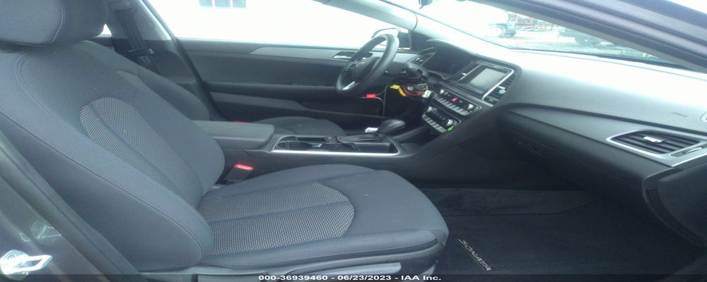 5NPE24AF3JH708483 2018 HYUNDAI SONATA photo no. 5