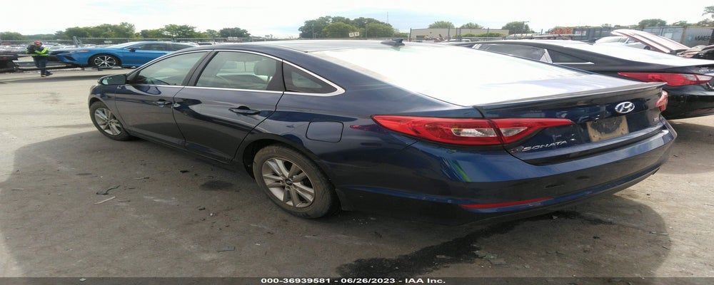 5NPE24AA1FH146160 2015 HYUNDAI SONATA photo no. 3
