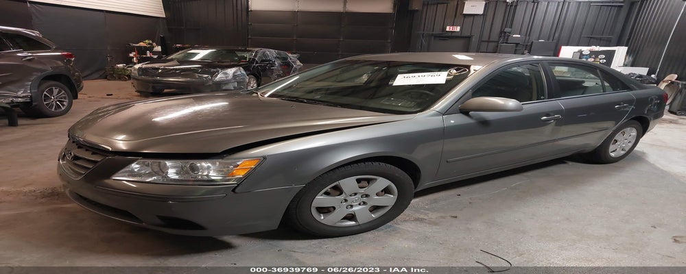5NPET4AC2AH618437 2010 HYUNDAI SONATA photo no. 2