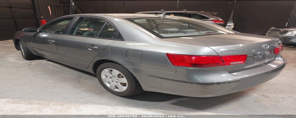 5NPET4AC2AH618437 2010 HYUNDAI SONATA photo no. 3