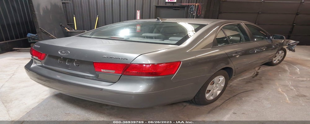 5NPET4AC2AH618437 2010 HYUNDAI SONATA photo no. 4