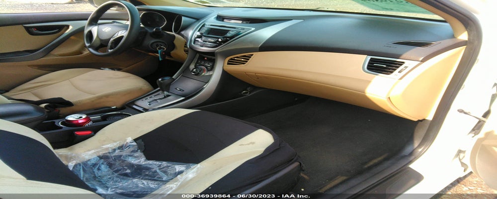 5NPDH4AE9DH348948 2013 HYUNDAI ELANTRA photo no. 5