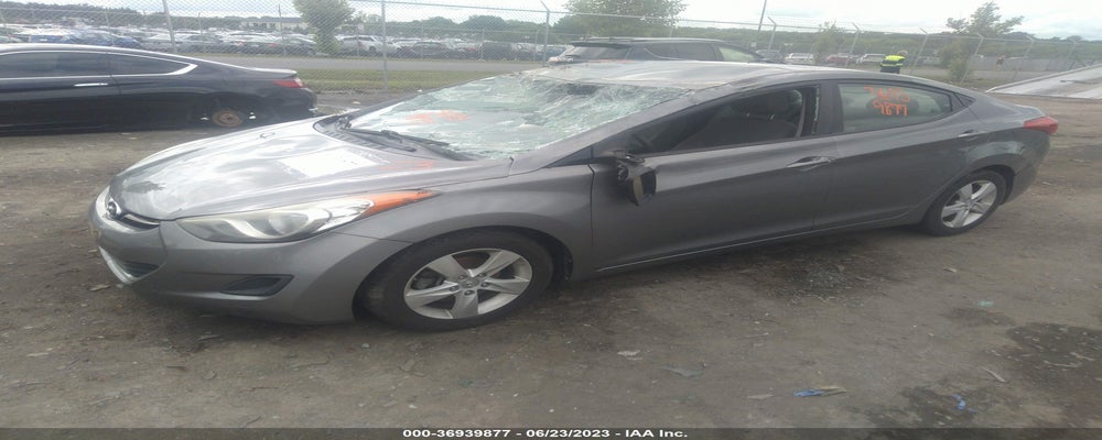 5NPDH4AE7DH381396 2013 HYUNDAI ELANTRA photo no. 2