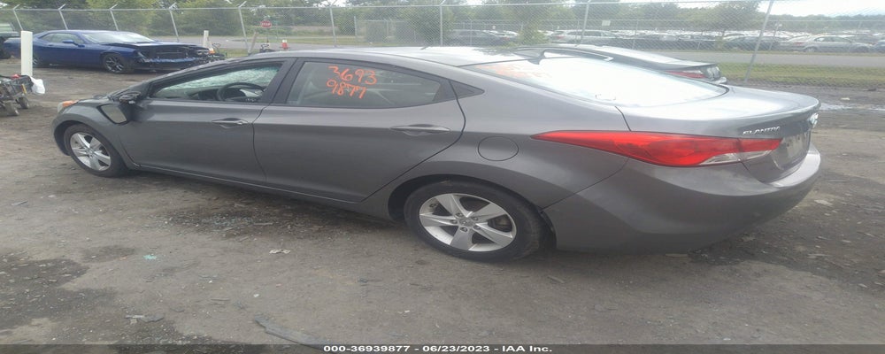 5NPDH4AE7DH381396 2013 HYUNDAI ELANTRA photo no. 3