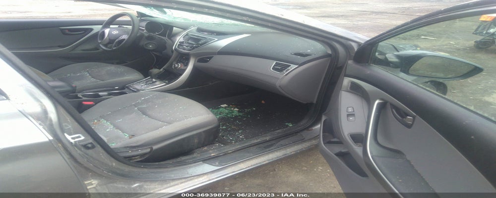 5NPDH4AE7DH381396 2013 HYUNDAI ELANTRA photo no. 5