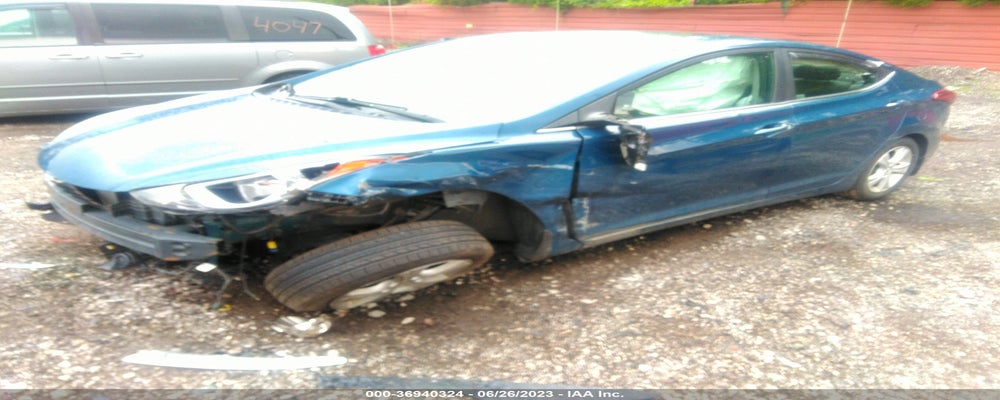 KMHDH4AE1GU566940 2016 HYUNDAI ELANTRA photo no. 2