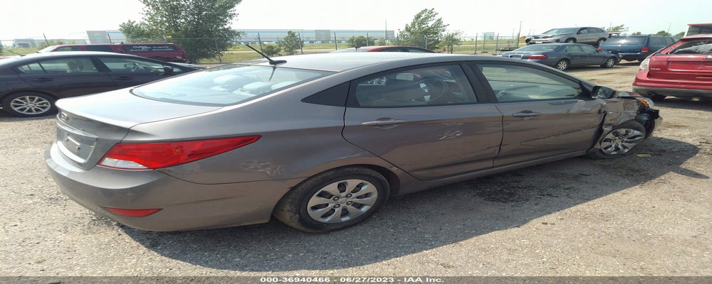 KMHCT4AE0HU391110 2017 HYUNDAI ACCENT photo no. 4