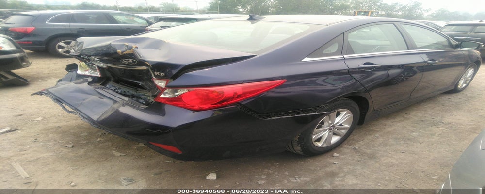 5NPEB4AC9EH865382 2014 HYUNDAI SONATA photo no. 4