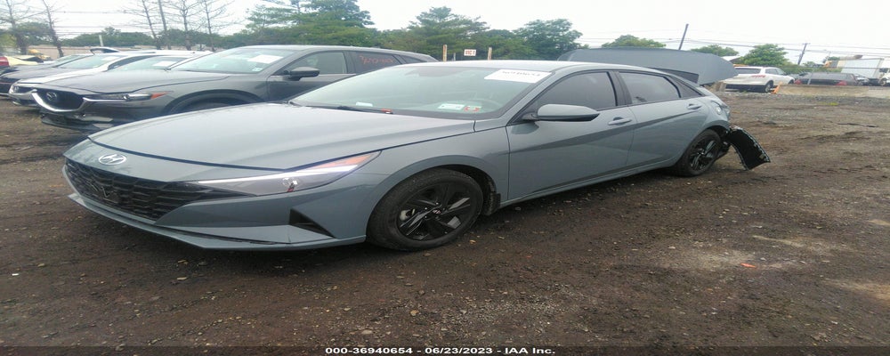 KMHLM4AG2NU332795 2022 HYUNDAI ELANTRA photo no. 2