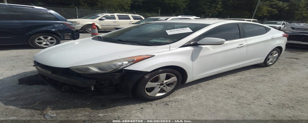 5NPDH4AEXDH276500 2013 HYUNDAI ELANTRA photo no. 2