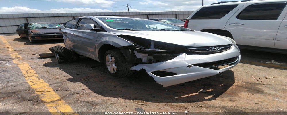 5NPDH4AE8DH252602 2013 HYUNDAI ELANTRA photo no. 1