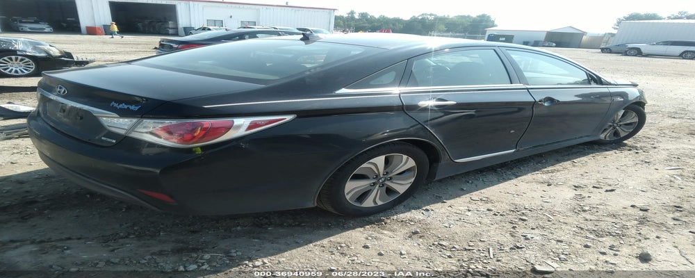 KMHEC4A45DA050460 2013 HYUNDAI SONATA photo no. 4