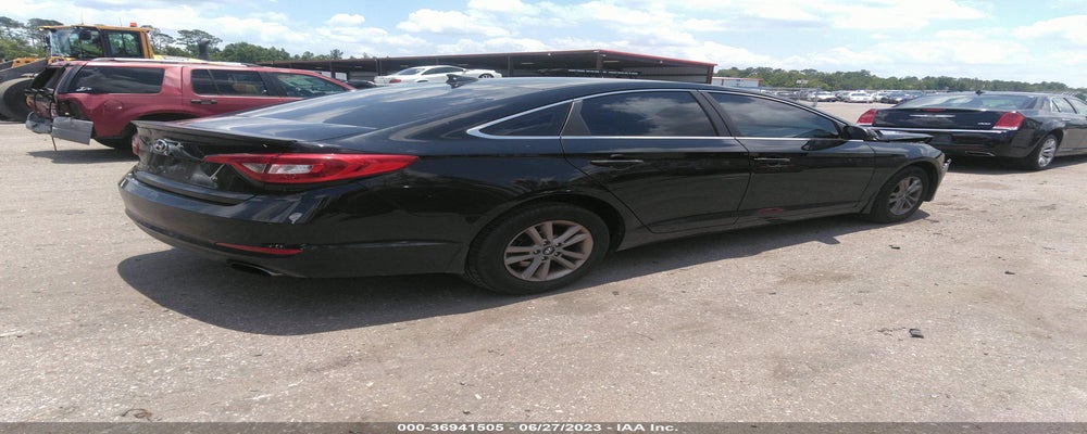 5NPE24AF5FH153611 2015 HYUNDAI SONATA photo no. 4