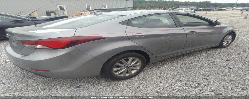 KMHDH4AE3FU225974 2015 HYUNDAI ELANTRA photo no. 4