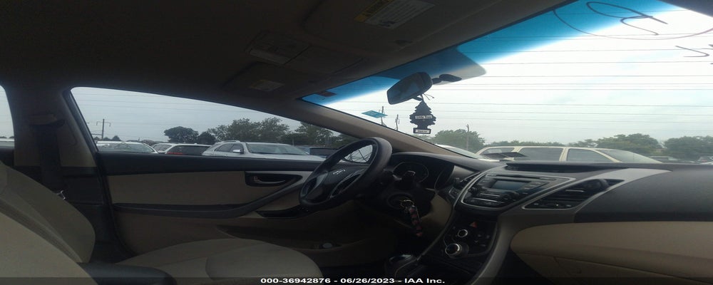 5NPDH4AE2GH726807 2016 HYUNDAI ELANTRA photo no. 5
