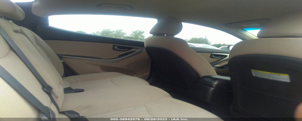 5NPDH4AE2GH726807 2016 HYUNDAI ELANTRA photo no. 8