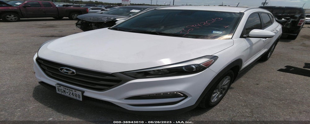 KM8J33A40GU108101 2016 HYUNDAI TUCSON photo no. 2