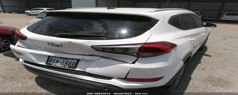 KM8J33A40GU108101 2016 HYUNDAI TUCSON photo no. 4