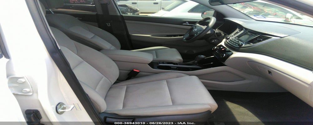 KM8J33A40GU108101 2016 HYUNDAI TUCSON photo no. 5