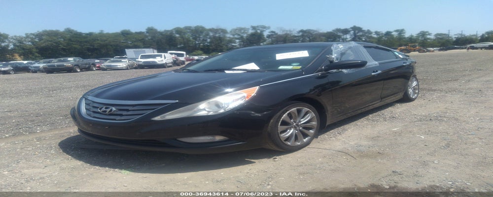 5NPEC4AC6BH042658 2011 HYUNDAI SONATA photo no. 2