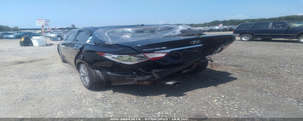 5NPEC4AC6BH042658 2011 HYUNDAI SONATA photo no. 3
