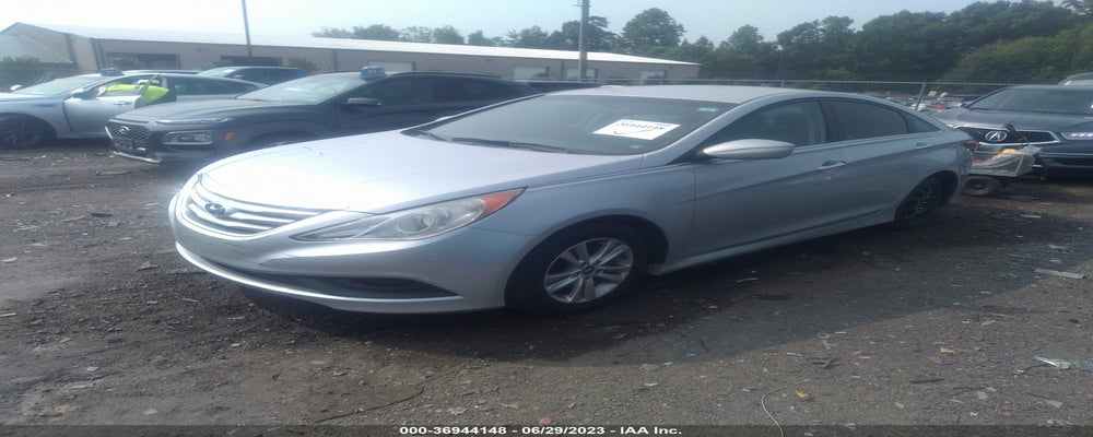 5NPEB4AC2EH869967 2014 HYUNDAI SONATA photo no. 2
