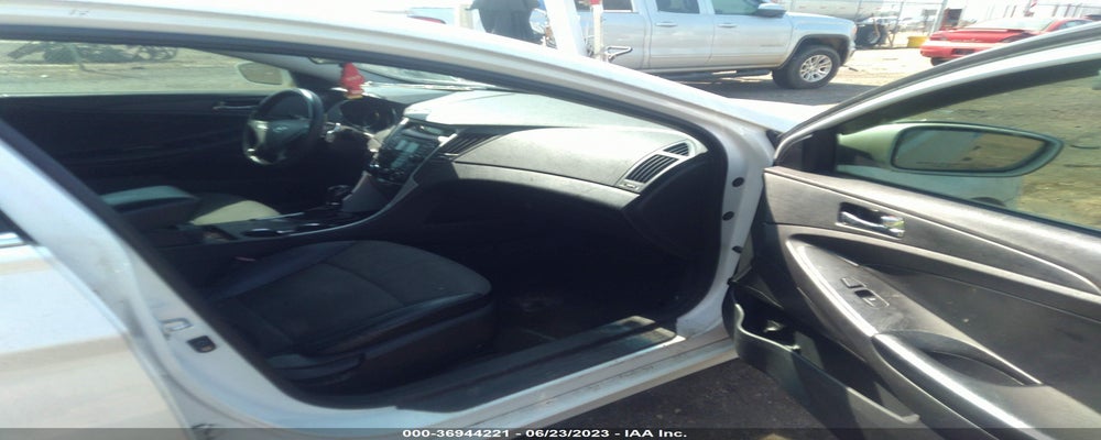 5NPEC4AC2BH014226 2011 HYUNDAI SONATA photo no. 5