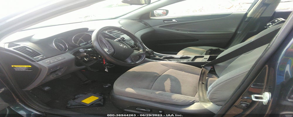 5NPEB4AC4EH860283 2014 HYUNDAI SONATA photo no. 5