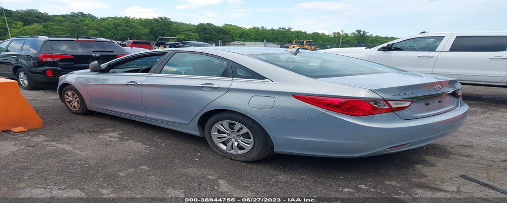 5NPEB4AC4BH198121 2011 HYUNDAI SONATA photo no. 3