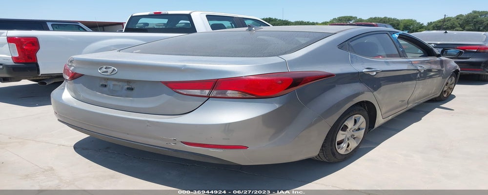 KMHDH4AE5GU511858 2016 HYUNDAI ELANTRA photo no. 4