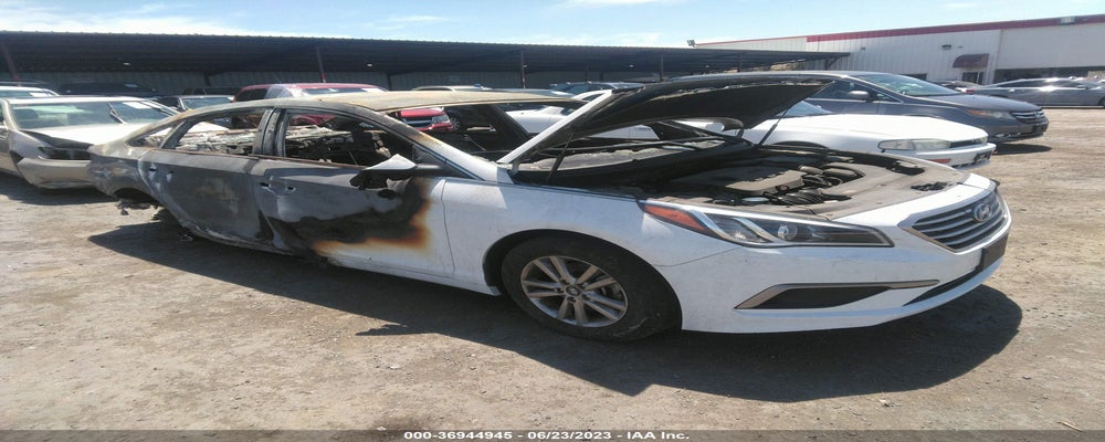 5NPE24AF9HH557336 2017 HYUNDAI SONATA photo no. 2