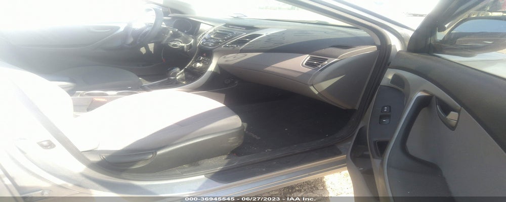 5NPDH4AE3GH756978 2016 HYUNDAI ELANTRA photo no. 5