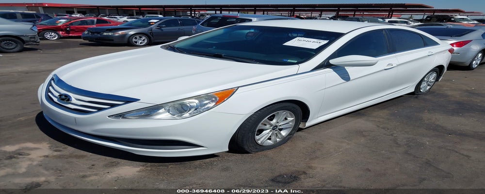 5NPEB4AC3EH875163 2014 HYUNDAI SONATA photo no. 2