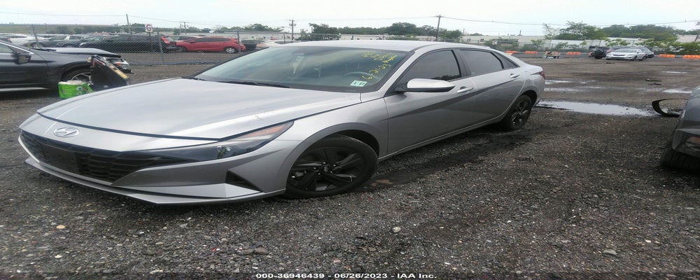 5NPLS4AG9NH071671 2022 HYUNDAI ELANTRA photo no. 2