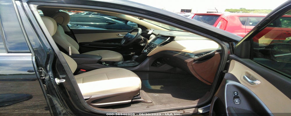 5NMZU3LB5HH018127 2017 HYUNDAI SANTA FE SPORT photo no. 5