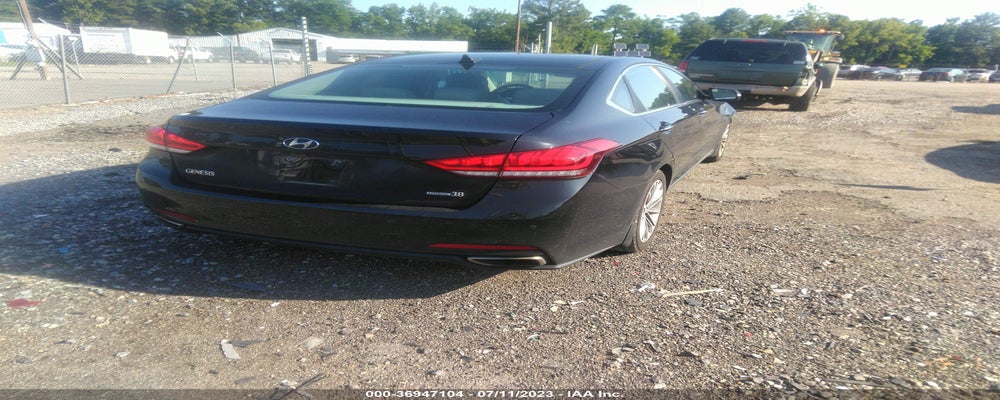 KMHGN4JE1FU076521 2015 HYUNDAI GENESIS photo no. 4
