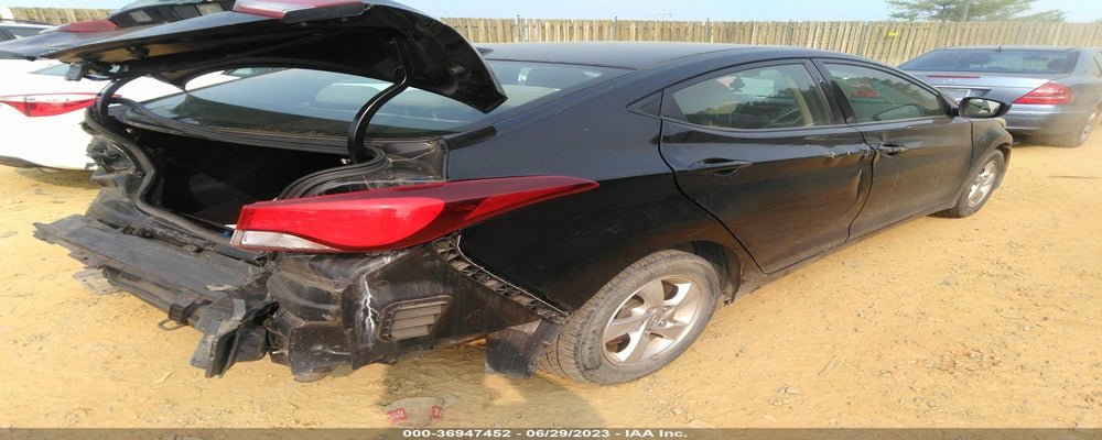 KMHDH4AEXFU227866 2015 HYUNDAI ELANTRA photo no. 4