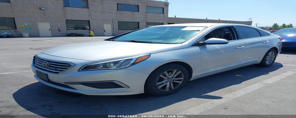 5NPE24AF7GH384673 2016 HYUNDAI SONATA photo no. 2