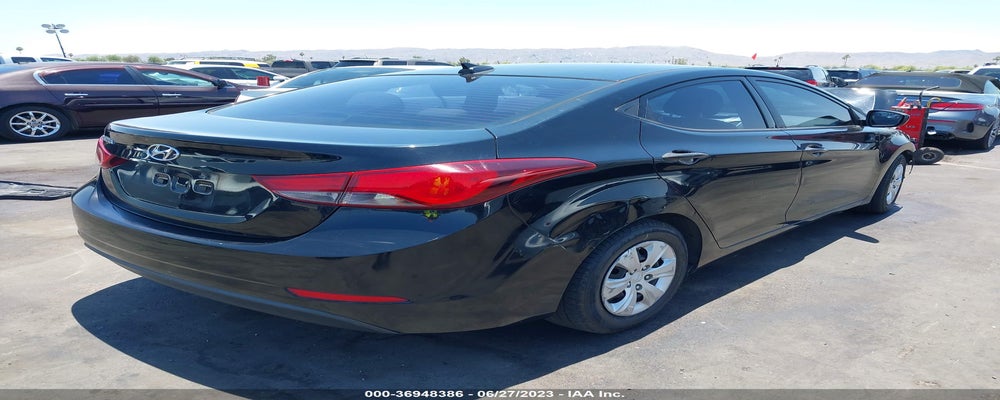 5NPDH4AE1GH701719 2016 HYUNDAI ELANTRA photo no. 4