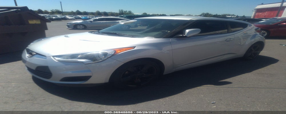 KMHTC6AD5CU042066 2012 HYUNDAI VELOSTER photo no. 2