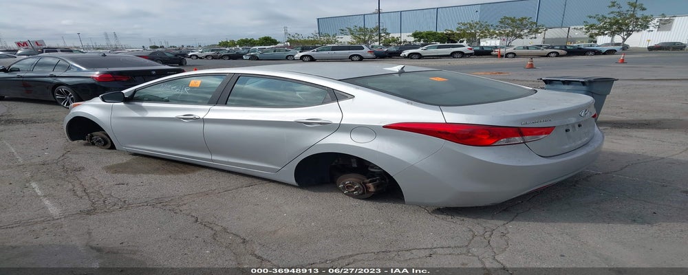 KMHDH4AE2DU801437 2013 HYUNDAI ELANTRA photo no. 3