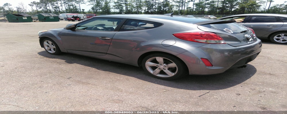 KMHTC6ADXCU027482 2012 HYUNDAI VELOSTER photo no. 3