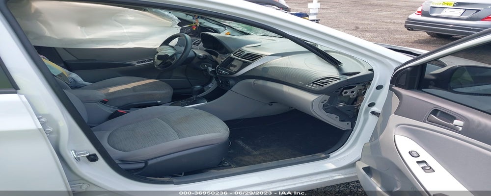 KMHCT4AEXHU364058 2017 HYUNDAI ACCENT photo no. 5