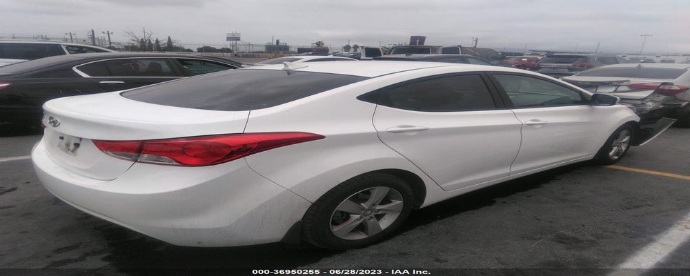 5NPDH4AE6DH333999 2013 HYUNDAI ELANTRA photo no. 4
